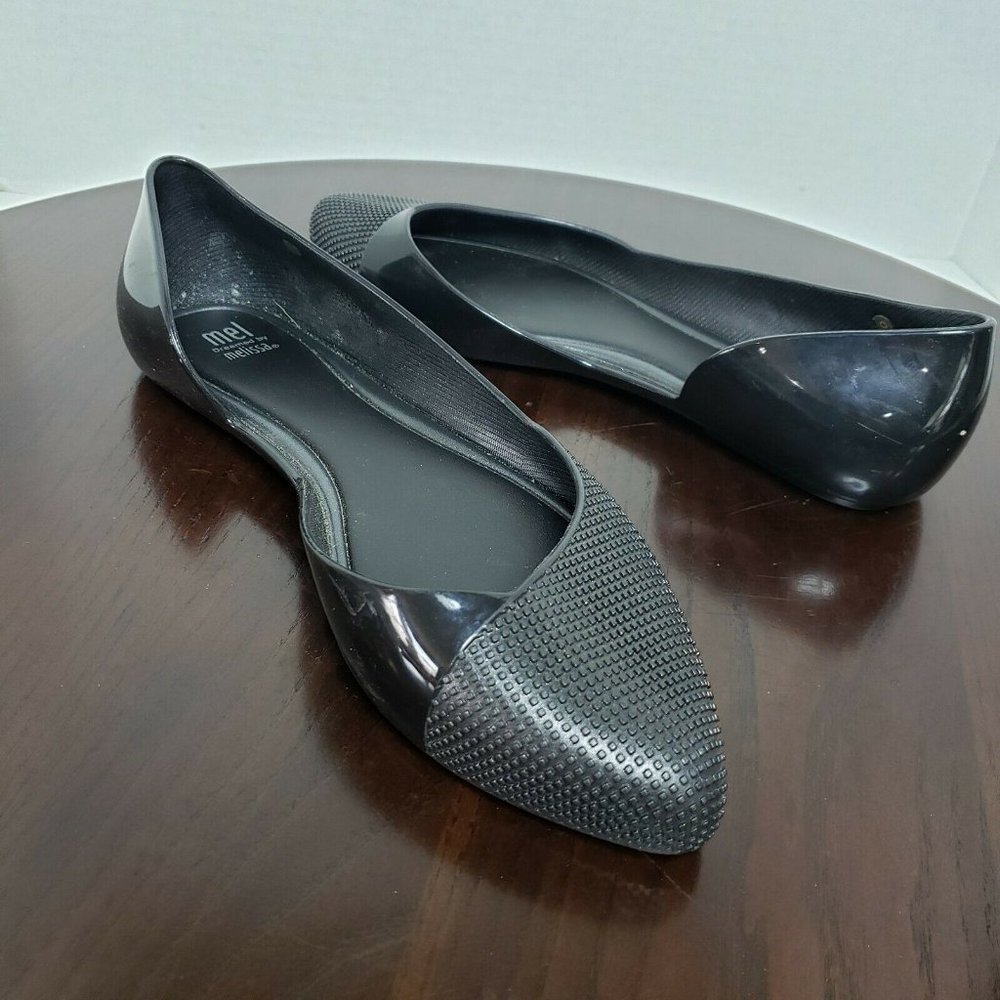 MEL Dreamed by Melissa Black Scented D’orsay Sz 7